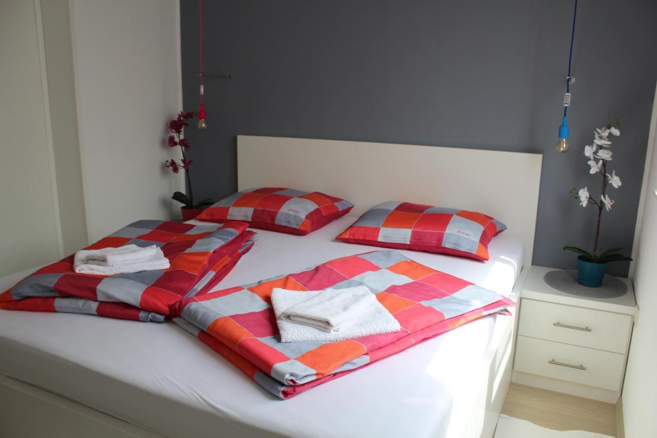 Adria Sun Apartments Vodice Bagian luar foto